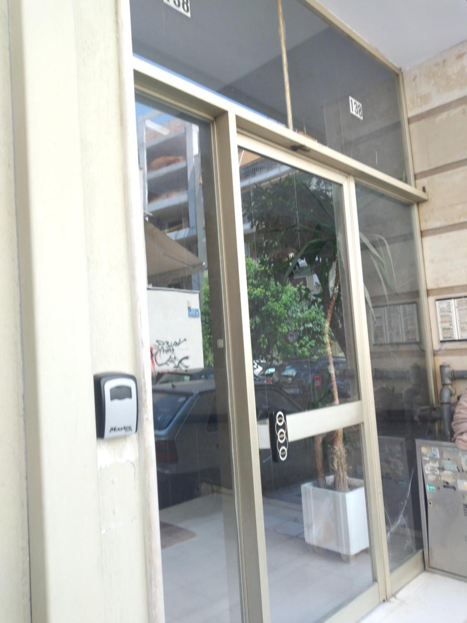 Κεντρικό Ημιυπόγειο Διαμέρισμα Volos Eksteriør bilde